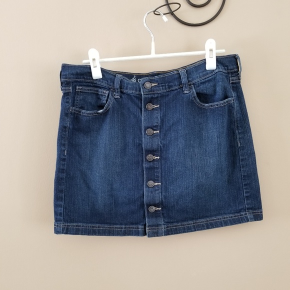 Old Navy Dresses & Skirts - Old Navy Button Front Jean Skirt